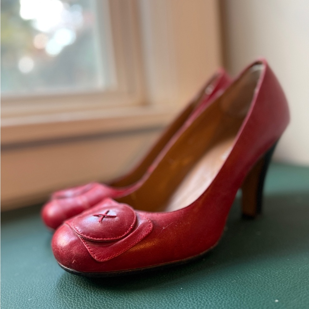Dollhouse Vintage Women's Heels